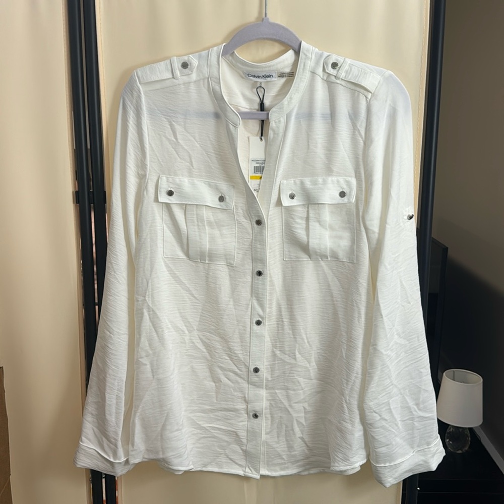 Calvin Klein shirt - Size M